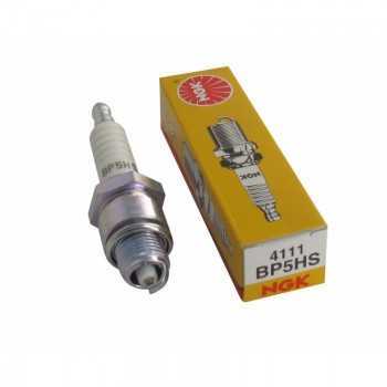 NGK Candela NGK BP5HS | 5,59 € + IVA